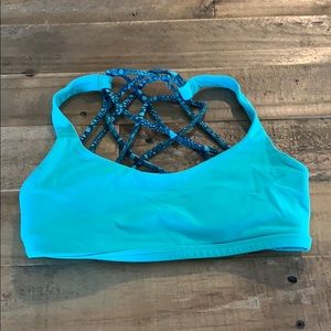 Lululemon bra with pads